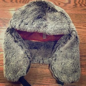 🔴 Faux fur hat